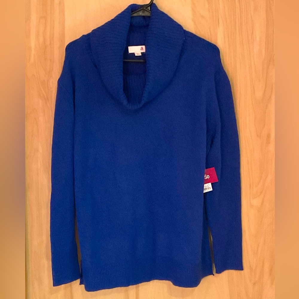 SO Women's Cowl Neck Sweater Vivd Lang - NWT